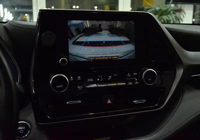 Toyota Highlander Hybrid GLE ( 2023 Mode...-13