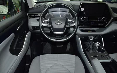 Toyota Highlander Hybrid GLE ( 2023 Mode...-3