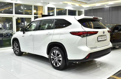 Toyota Highlander Hybrid GLE ( 2023 Mode...-10