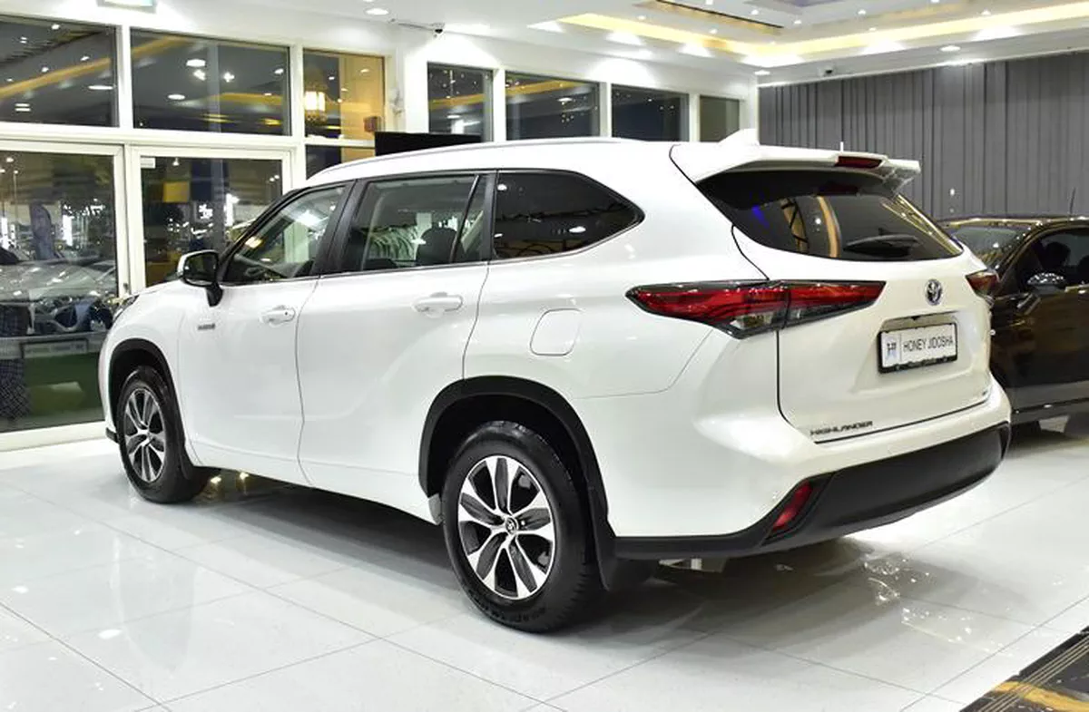 Toyota Highlander Hybrid GLE ( 2023 Mode...-10-10