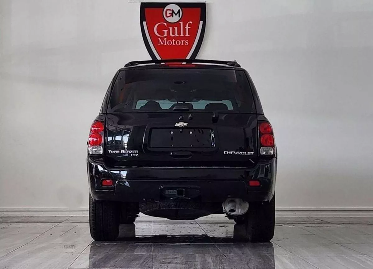 Chevrolet Trailblazer LTZ 4.2L-6CYL - EXCELLENT CONDITION GCC SPECIFICATION-4-0