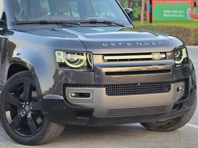 Defender 110 X-Dynamic HSE 2025  - GCC Specs - Under warranty - Service free 2 years - 2 Keys-3