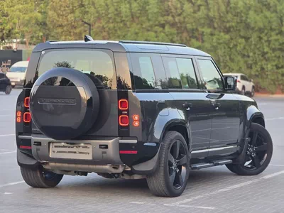 Defender 110 X-Dynamic HSE 2025  - GCC Specs - Under warranty - Service free 2 years - 2 Keys-4