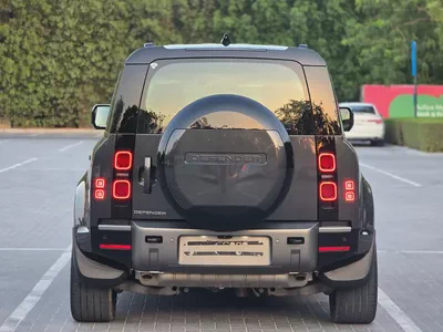 Defender 110 X-Dynamic HSE 2025  - GCC Specs - Under warranty - Service free 2 years - 2 Keys-5