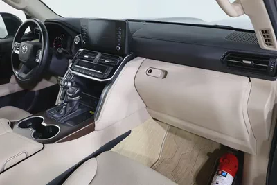 Toyota Land Cruiser 3.5L TWINTURBO GXR 2022 | GCC Specs | Pristine Condition-12