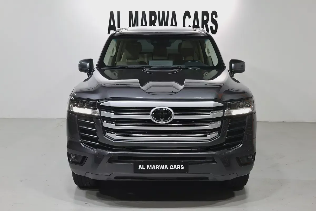Toyota Land Cruiser 3.5L TWINTURBO GXR 2022 | GCC Specs | Pristine Condition-4-4
