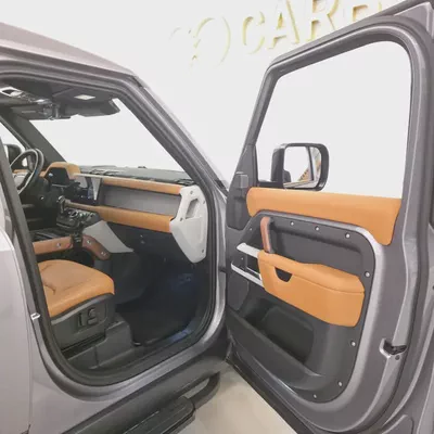AED 5154 PM | LAND ROVER DEFENDER HSE P400 2024 | AGENCY WARRANTY TILL MARCH 2029 | SERVICE PACKAGE-12