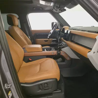 AED 5154 PM | LAND ROVER DEFENDER HSE P400 2024 | AGENCY WARRANTY TILL MARCH 2029 | SERVICE PACKAGE-13