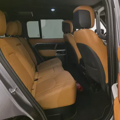 AED 5154 PM | LAND ROVER DEFENDER HSE P400 2024 | AGENCY WARRANTY TILL MARCH 2029 | SERVICE PACKAGE-16