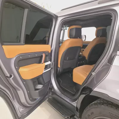 AED 5154 PM | LAND ROVER DEFENDER HSE P400 2024 | AGENCY WARRANTY TILL MARCH 2029 | SERVICE PACKAGE-17