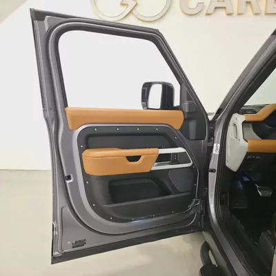 AED 5154 PM | LAND ROVER DEFENDER HSE P400 2024 | AGENCY WARRANTY TILL MARCH 2029 | SERVICE PACKAGE-8