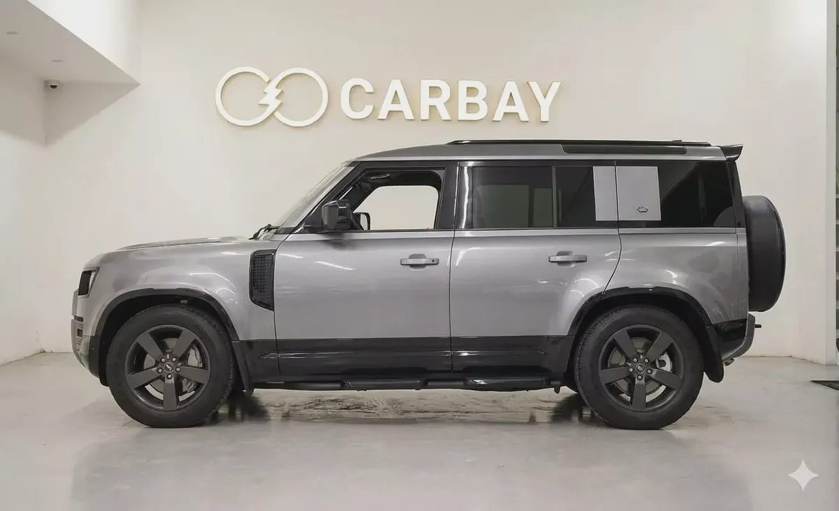 AED 5154 PM | LAND ROVER DEFENDER HSE P400 2024 | AGENCY WARRANTY TILL MARCH 2029 | SERVICE PACKAGE-4-4