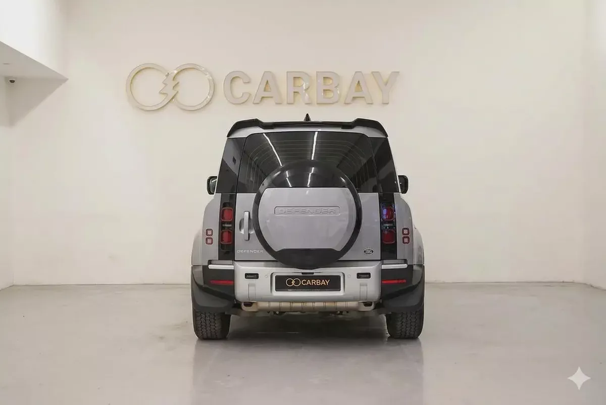 AED 5154 PM | LAND ROVER DEFENDER HSE P400 2024 | AGENCY WARRANTY TILL MARCH 2029 | SERVICE PACKAGE-6-6