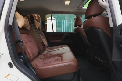 TOYOTA LAND CRUISER-GXR GRAND TOURING-2019-148000KM-GCC SPECS-EXCELLENT CONDITION-18