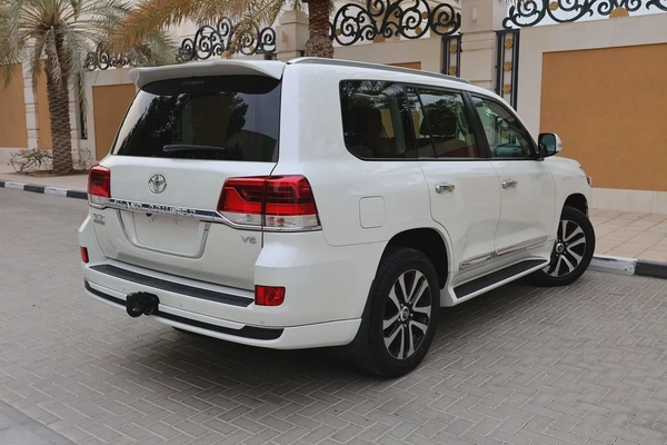 TOYOTA LAND CRUISER-GXR GRAND TOURING-2019-148000KM-GCC SPECS-EXCELLENT CONDITION