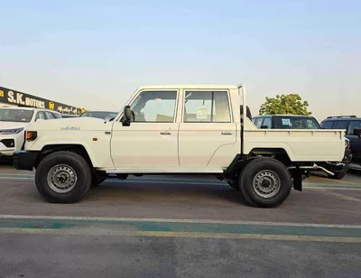 Toyota Land Cruiser Pick Up  M/T / DOUBLE CABIN / 2.8L V4 DIESEL / SNORKEL / 4WD (CODE # STD-E)-2