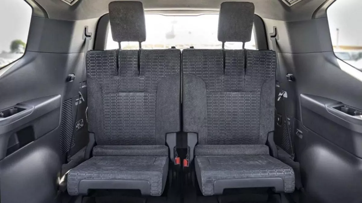 Toyota Land Cruiser GXR (LHD) TOYOTA LAND CRUISER LC300 GXR 4.0P AT MY2025– GREY-17-0