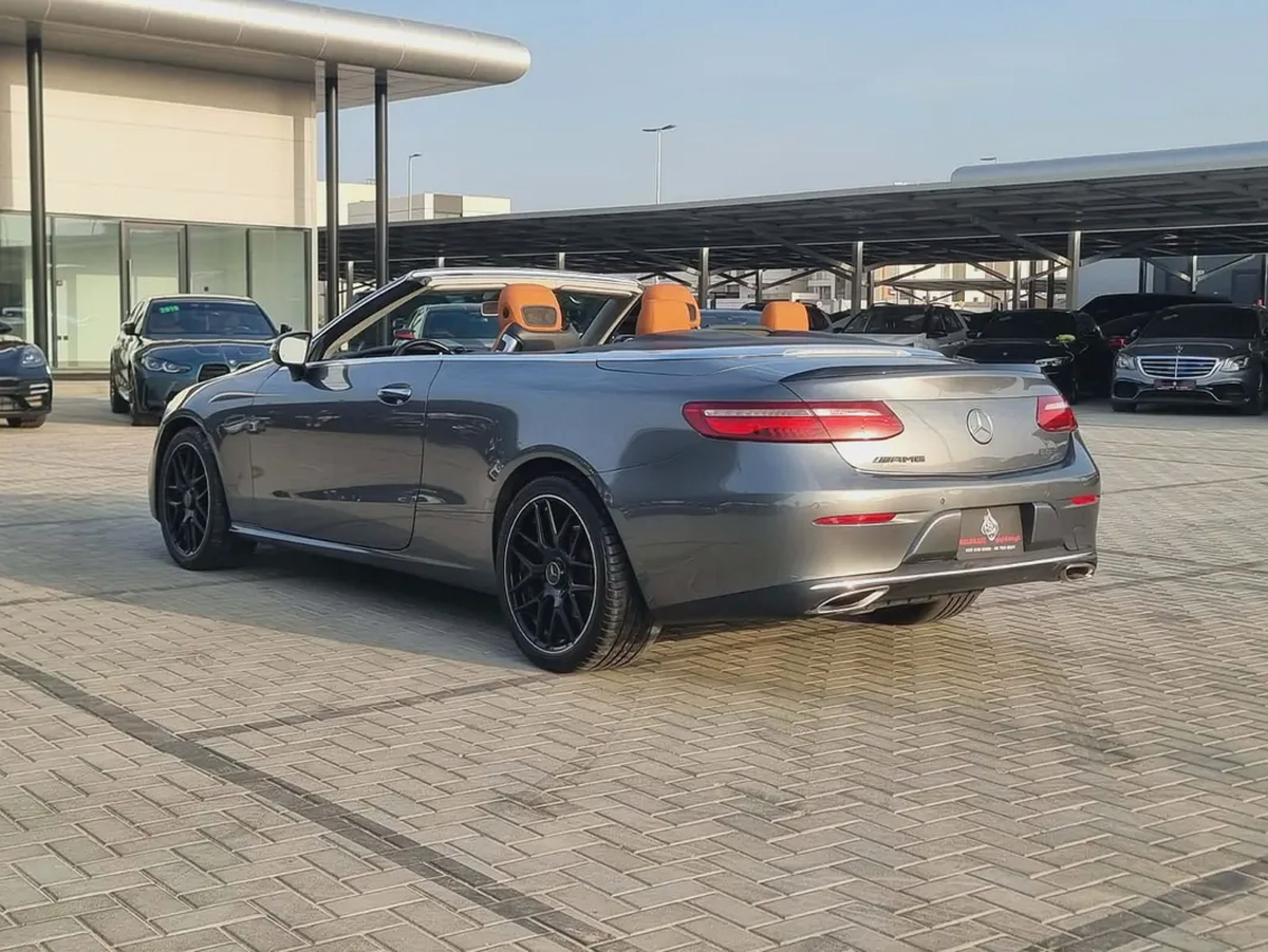 Mercedes-Benz E-Class E 450 2018 - American Specs-5-5