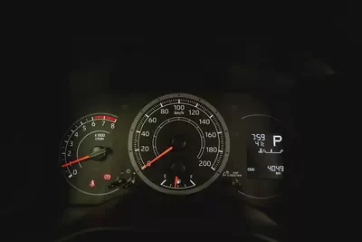 High Roof | Automatic | 13-Seater Passanger Van | GCC Specs | Ref#T38541-13