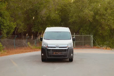 High Roof | Automatic | 13-Seater Passanger Van | GCC Specs | Ref#T38541-4