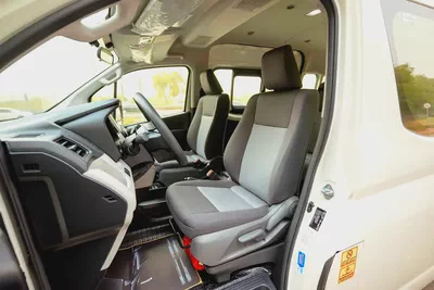 High Roof | Automatic | 13-Seater Passanger Van | GCC Specs | Ref#T38541-8