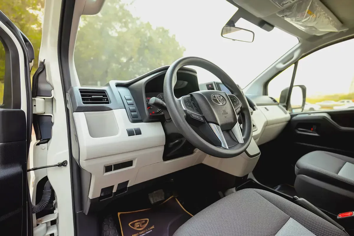 High Roof | Automatic | 13-Seater Passanger Van | GCC Specs | Ref#T38541-12-12