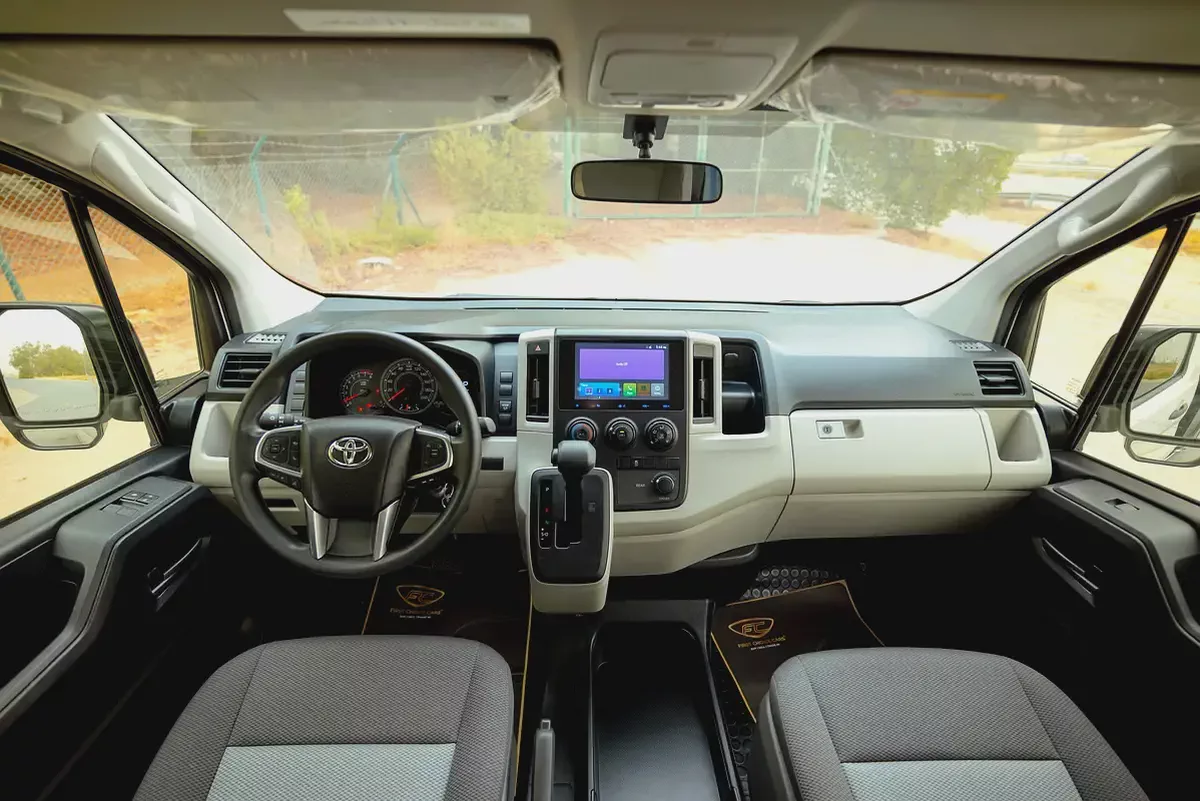 High Roof | Automatic | 13-Seater Passanger Van | GCC Specs | Ref#T38541-6-6