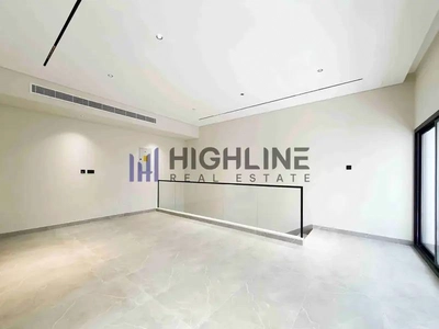 Exclusive 4-Bedroom Luxury Villa Near the Beach-6