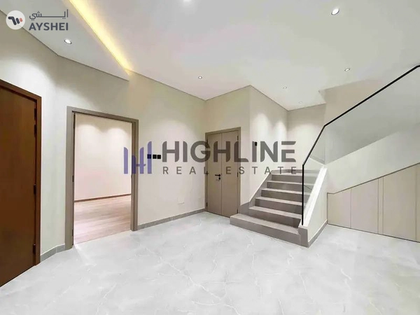 Exclusive 4-Bedroom Luxury Villa Near the Beach