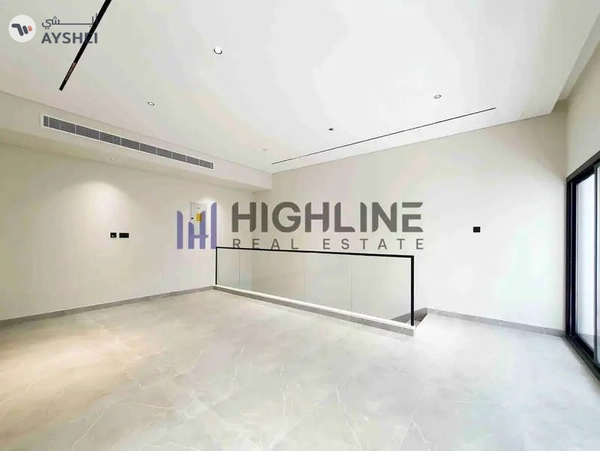 Exclusive 4-Bedroom Luxury Villa Near the Beach