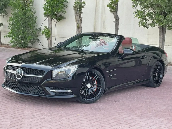 MERCEDES BENZ SL500-2016-( HARD TOP CONVERTIBLE )-135000KM-GCC SPECS-EXCELLENT CONDITION