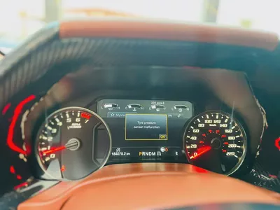 فورد رابتر 2018 فل  أوبشن 3.5L V6 | 450 حصان | كتاب وكالة وتشييكات وكالة |خليجي-17