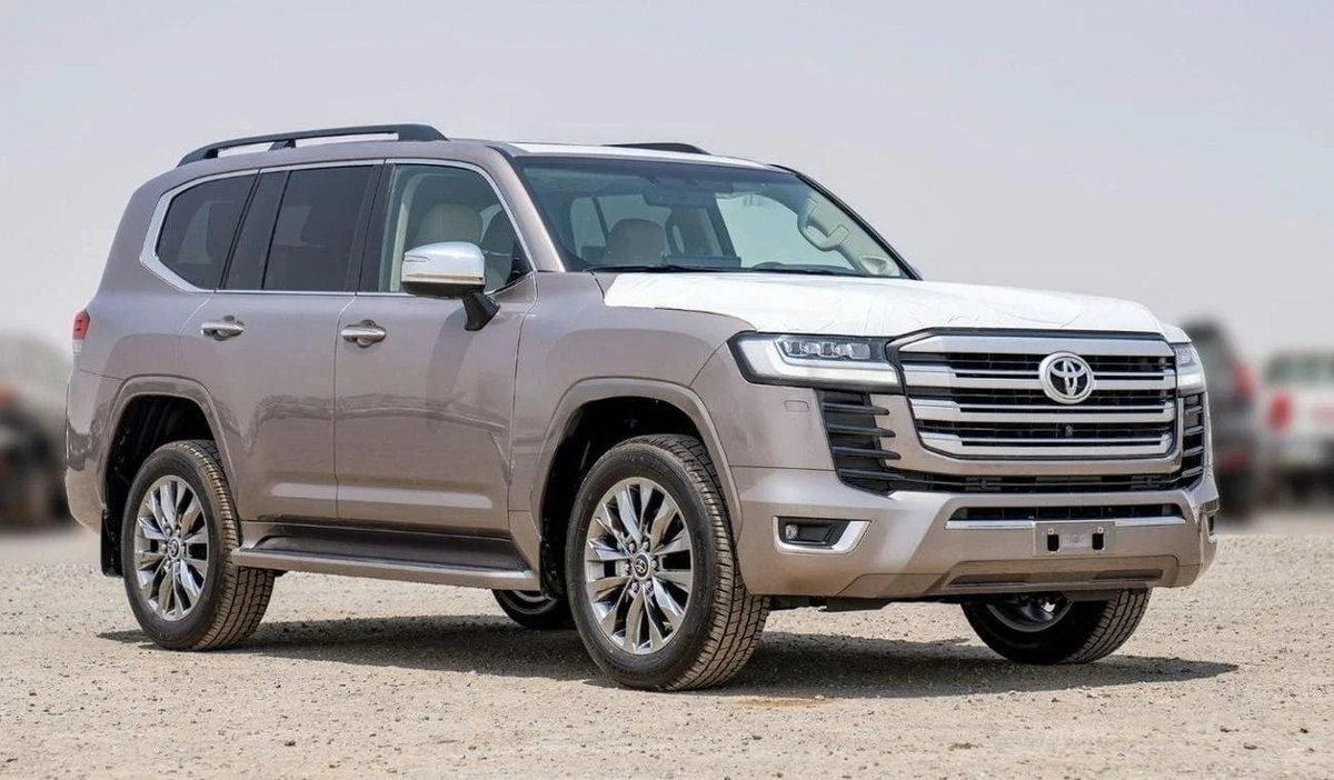 Toyota Land Cruiser LC300 VXR 3.5P AT MY2024 – BRONZE-11-11