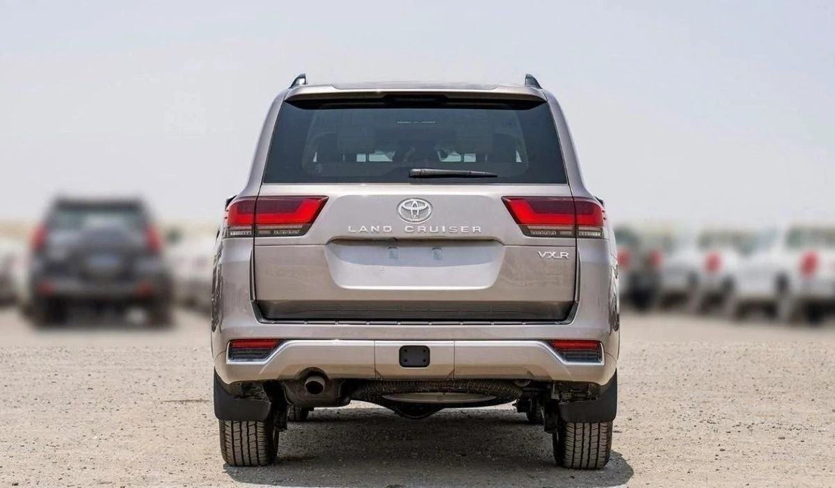 Toyota Land Cruiser LC300 VXR 3.5P AT MY2024 – BRONZE-5-5