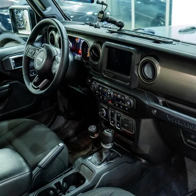 Jeep Wrangler Sport-4