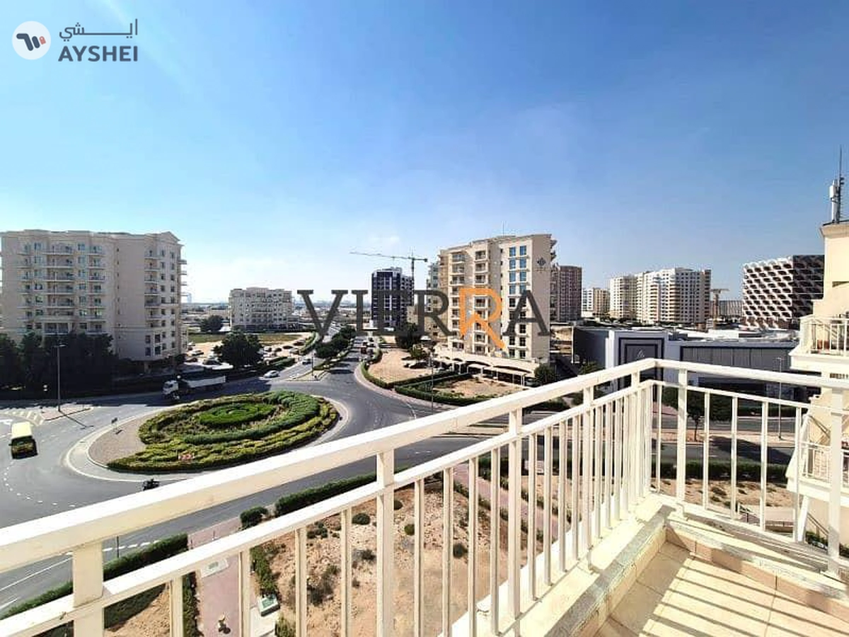 Mazaya 10A, Queue Point, Liwan, Dubai