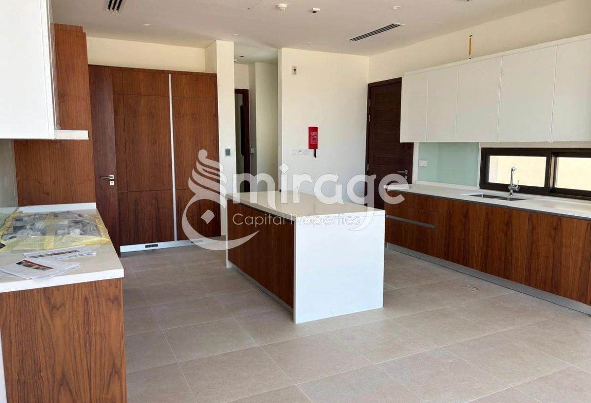 Modern Architecture | Vacant 5BR Villa | Souk