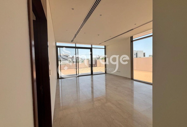 Modern Architecture | Vacant 5BR Villa | Souk