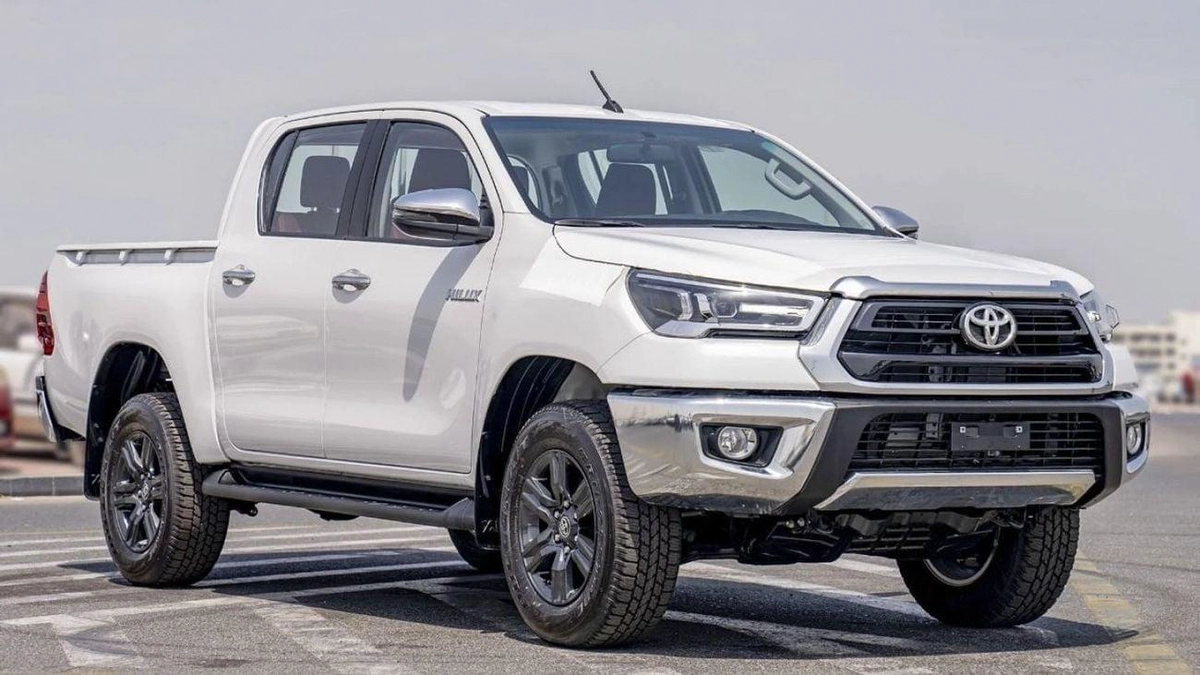 Toyota Hilux SGLX (LHD) TOYOTA HILUX DC 2.7L SR5 MT 4X4 MY2024 – WHITE