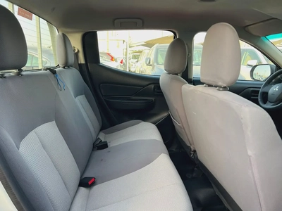 2022 | Mitsubishi L200 | 4X2 | Manual | Ref#884-13