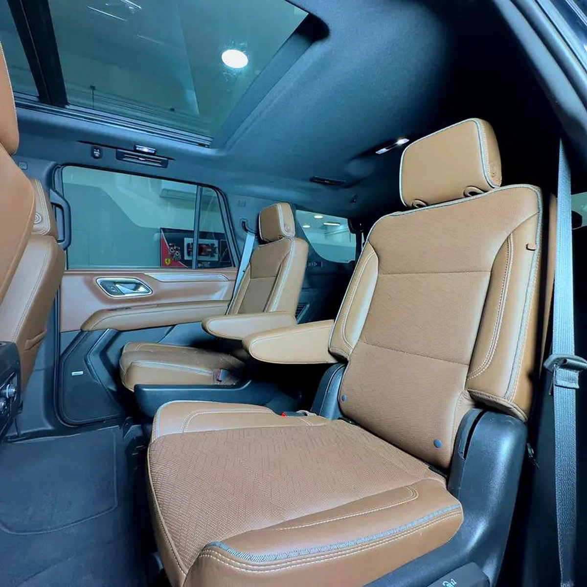 2024 Chevrolet Tahoe High Country- 3.0L V6 Diesel Turbo-7-7