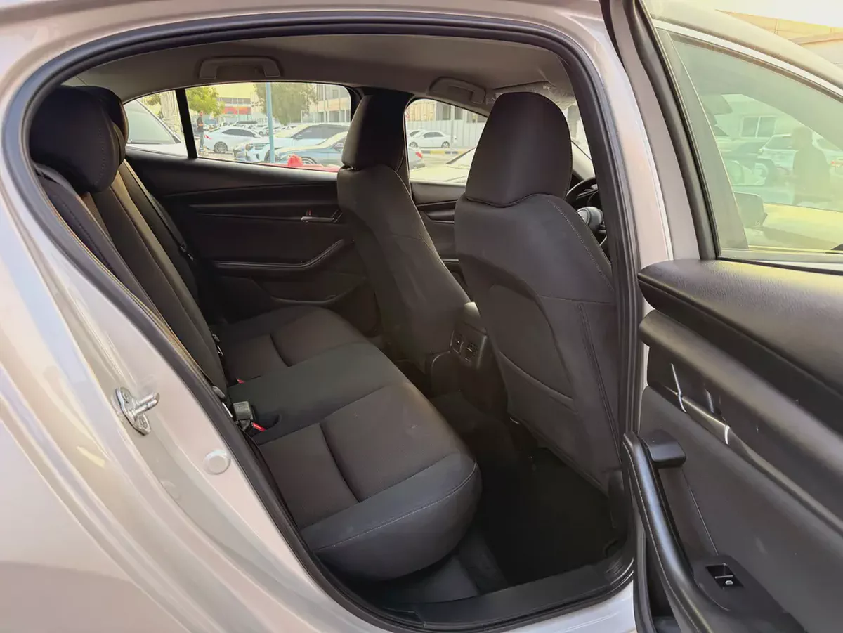 Mazda 3 2023 GCC Specs-10-10