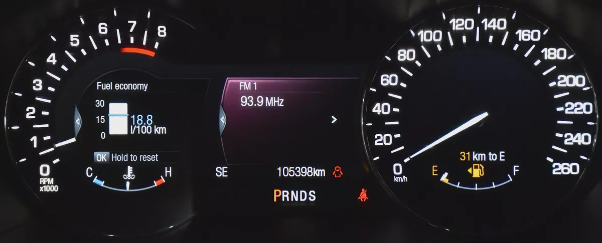 EXCELLENT DEAL for our Lincoln MKX 2.7 ECOBoost AWD ( 2016 Model ) in Beige Color GCC Specs-12-12