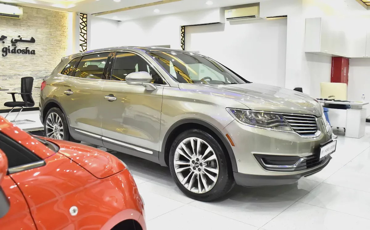 EXCELLENT DEAL for our Lincoln MKX 2.7 ECOBoost AWD ( 2016 Model ) in Beige Color GCC Specs-2-2
