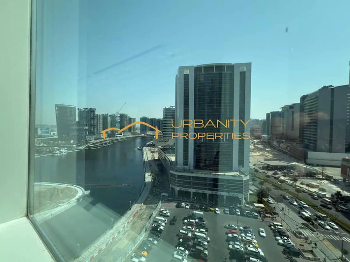 Canal View Office | Fully Fitted | Business Bay-3-3