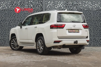 Toyota Land Cruiser 2023-1