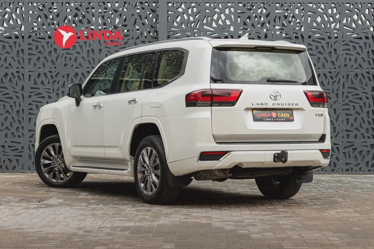 Toyota Land Cruiser 2023-1-1