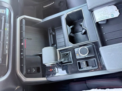 Toyota Tundra SR (NON GCC)-8