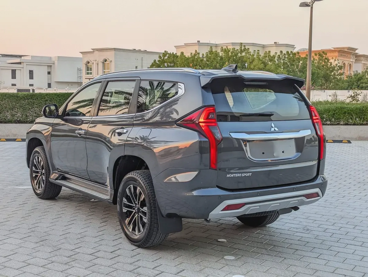 MITSUBISHI MONTERO SPORT 2021 GLS TOP LINE FULL OPTION GCC IN EXCELLENT CONDITION-15-15