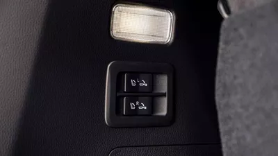 Toyota Land Cruiser VXR Diesel Full Option-12